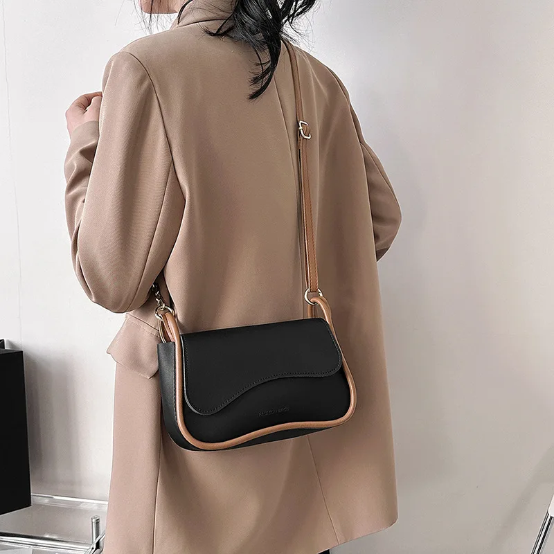 2024 Spring New Korean Style Casual Female Single Shoulder Pack Fashion Simple Textured Contrast Color Women Crossbody Bag