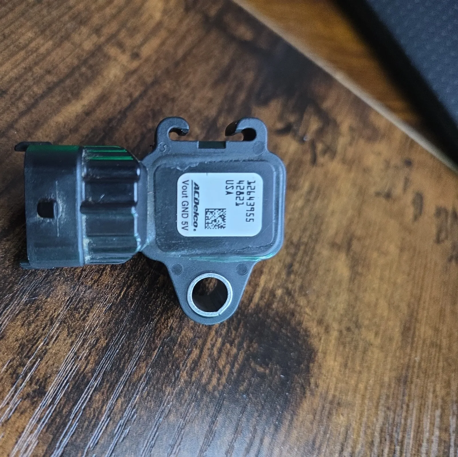 

2016 - 2023 CAMARO 2.0L Turbo Engine Map Sensor 4-BAR OEM 12643955-