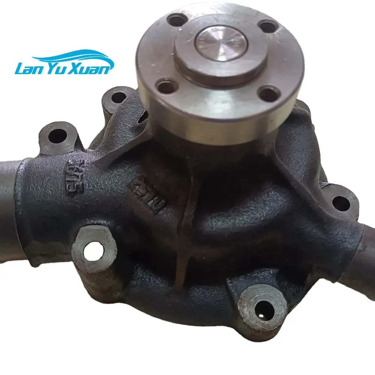 

XCMG spare parts water pump for