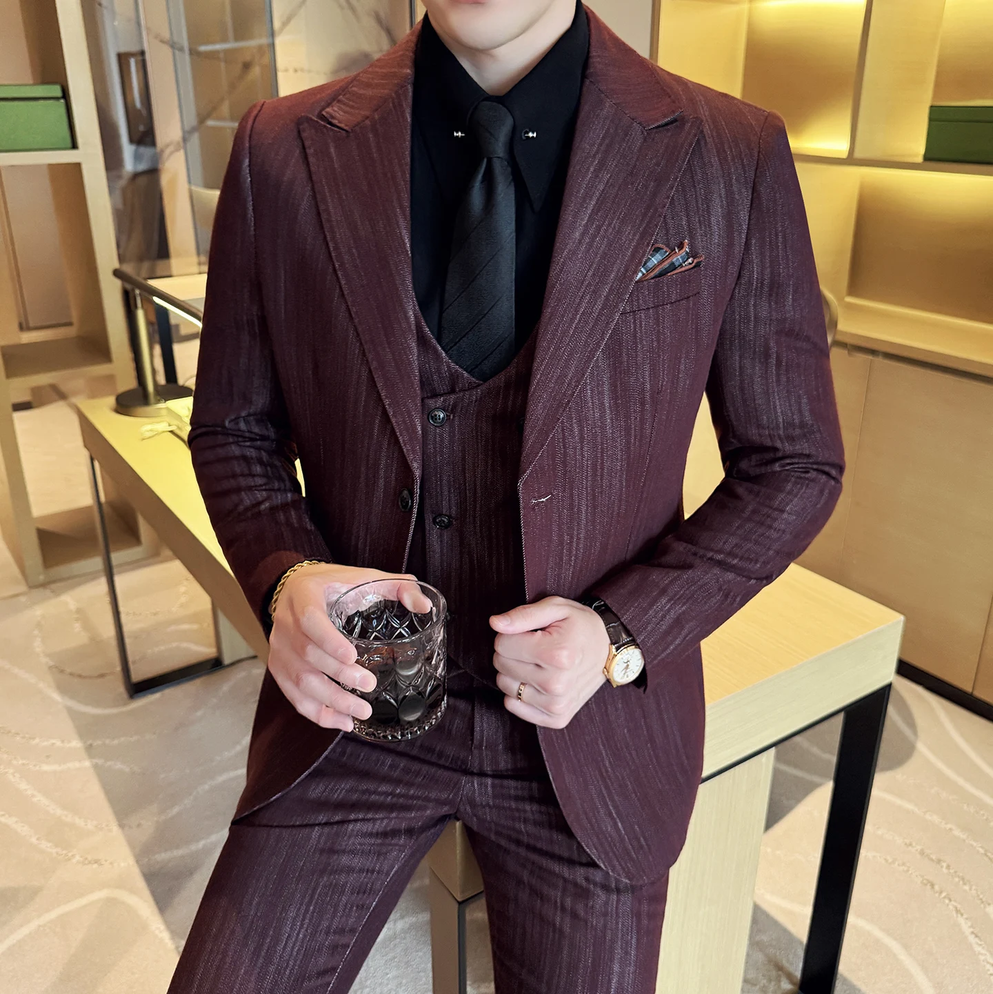 

Высококачественный мужской модный и стильный деловой повседневный костюм, облегающий полосатый костюм в корейском стиле, комплект из трех предметов