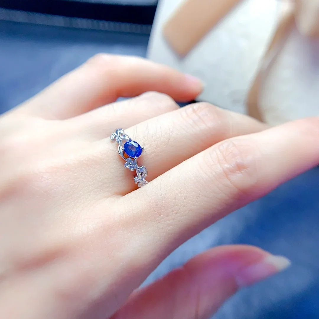 Sophisticated Classic Fashion Jewelry Natural Sapphire Ring S925 Pure Silver Shining Blue Gem Micro Inlaid Craft Jewelry