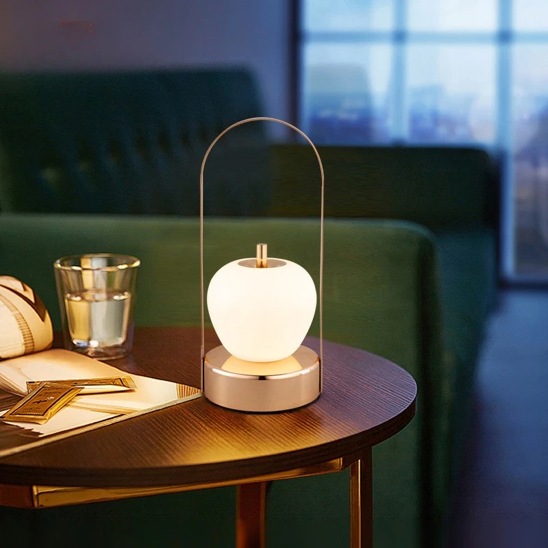 

Portable Retro Table Lamp, USB Rechargeable Night Light, 3-Color Touch Dimming for Outdoor Camping Bedroom