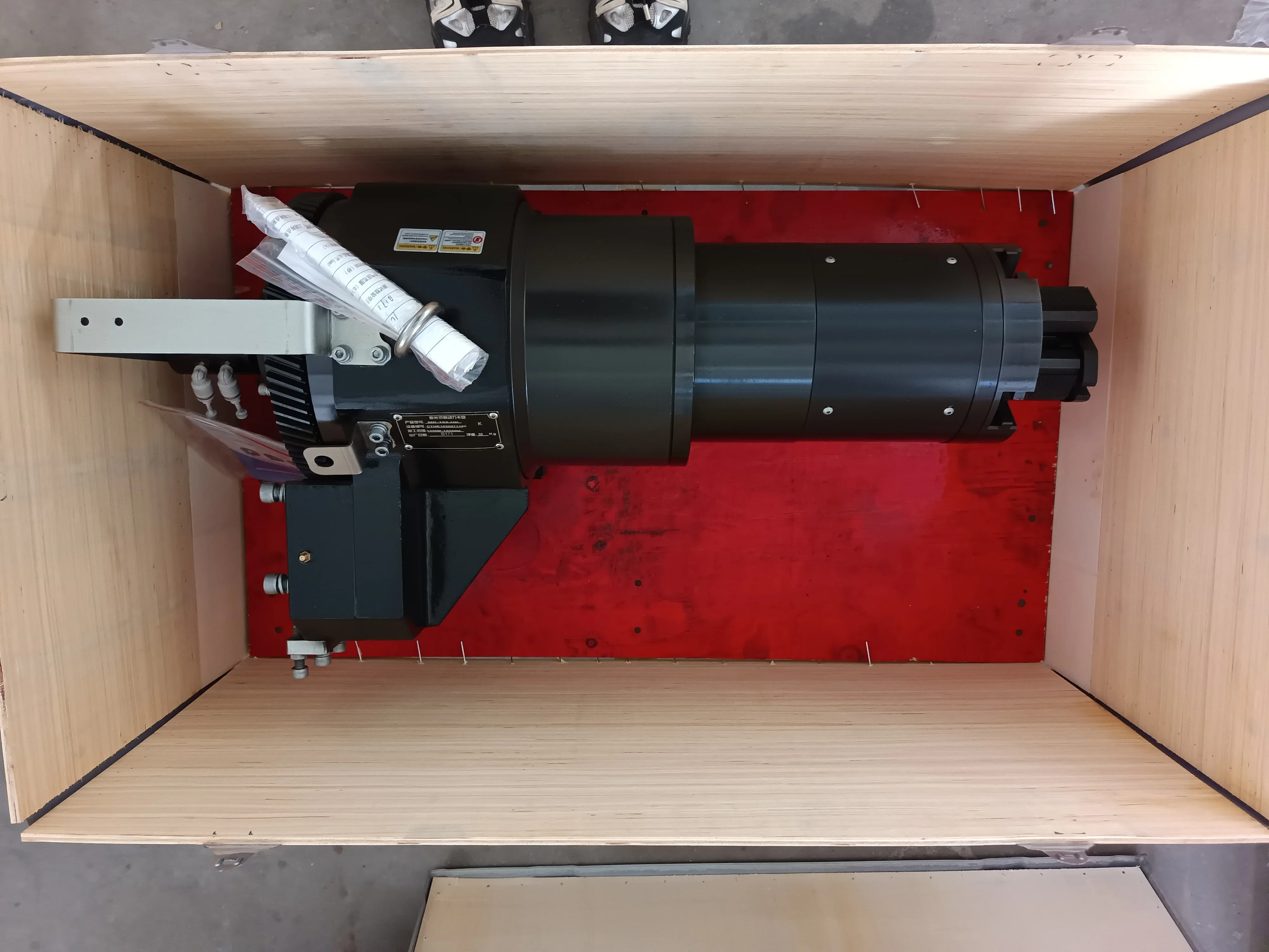 TLF Automatisches Spannfutter Rotary 165 für CNC-Rohrschneidemaschine mit rundem/quadratischem Rohr