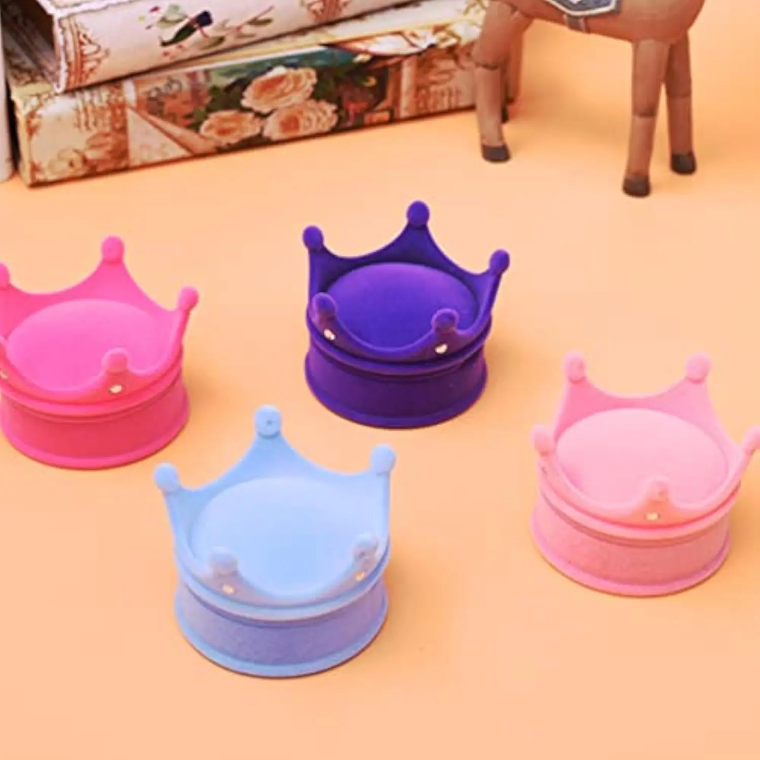 صندوق مجوهرات مخملي على شكل تاج وقلادة وحلق هدية لتخزين العرض