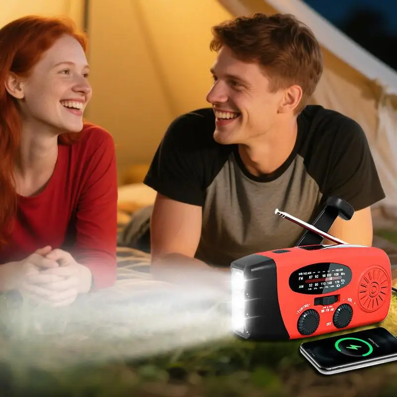 راديو AM FM يعمل بالبطارية مع مصباح يدوي وإنذار بطارية 2000 مللي أمبير في الساعة شاحن هاتف شحن بالطاقة الشمسية للمشي لمسافات طويلة