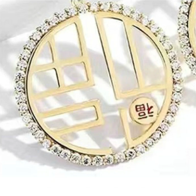 Blessing Round Brooches Rhinestone Crystal Brooches Chinese Character Pin Lapel Badges Brooch Fashion Jewelry For Women Gifts