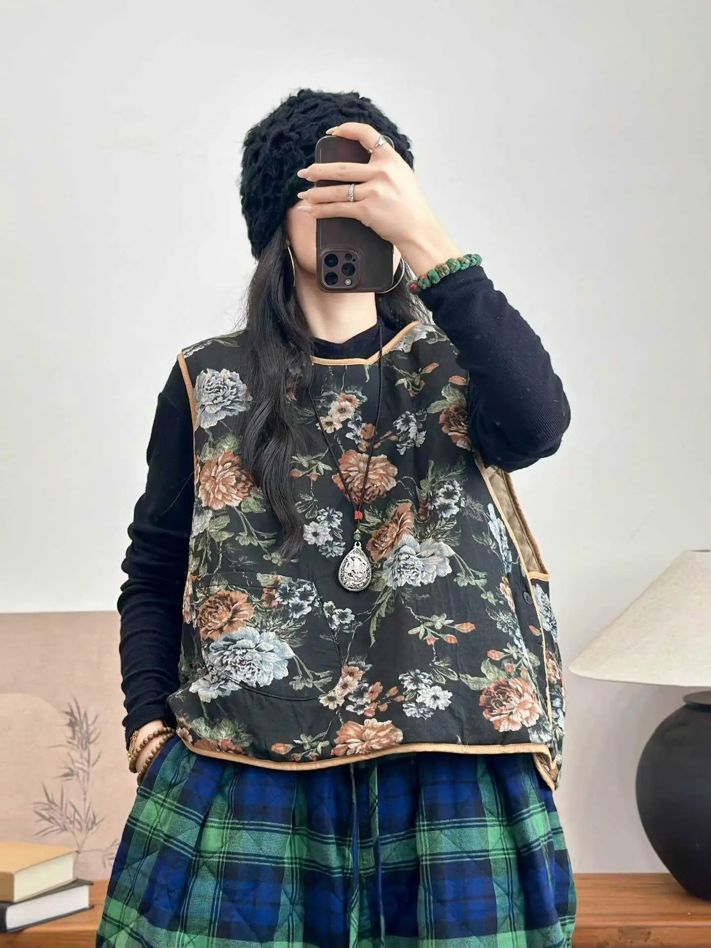 Gilet Ne ort rotondo in morbido cotone retrò Abbigliamento interno caldo Faionable Jaet da donna con fantasia floreale unica