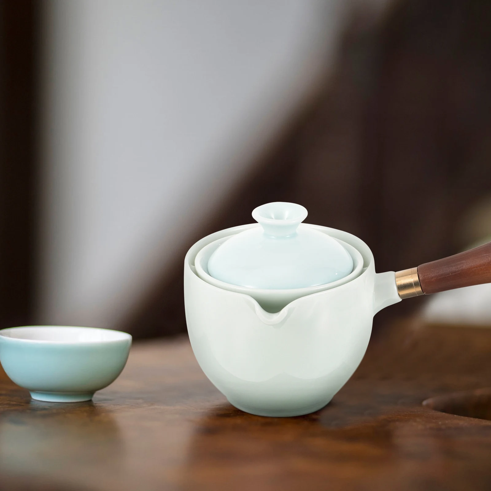 

Side H Ceramic Teapot 360 Degree Rotatable Kettle for Home Travel Wood Material Practical Tea Pot Filter Kettle