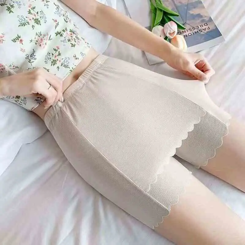 Ice Silk Safety Pants Three-Point Shorts Women's Base Layer Leggings Comfortable Breathable Stretchy Pants for Middle-Aged Women
