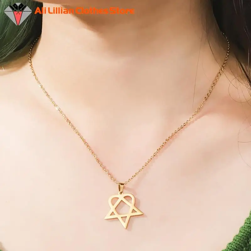 Collana con ciondolo in acciaio inossidabile con cuore a stella Heartagram con personalità semplice classica collana con clavicola con moneta con