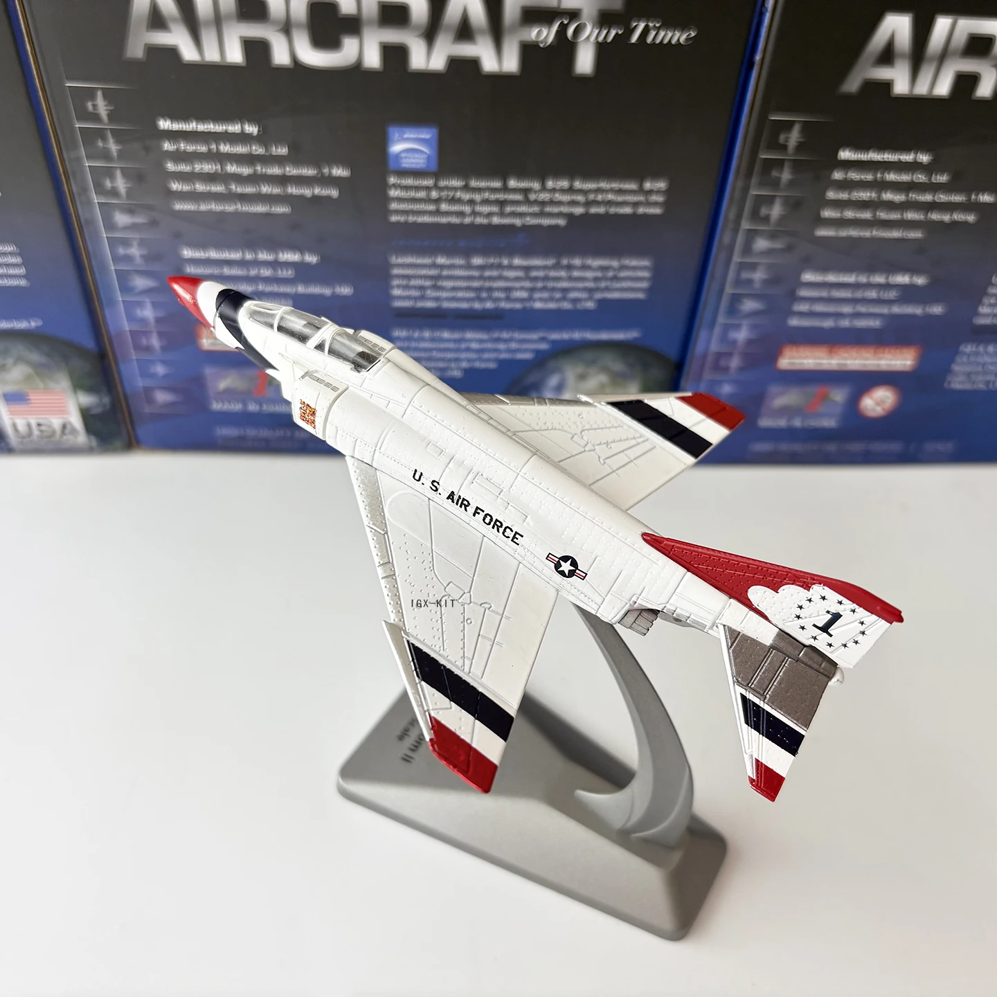 1/144 Scale U.S. F-4 Phantom II Carrier-Based Fighter Jet F4 White Diecast Finished Military Plane Model Collection Ornament