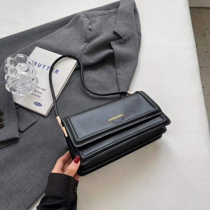 

Trendy Unisex Shoulder Bag for Fashion Enthusiast PU Underarm Bag Satchel 20CA