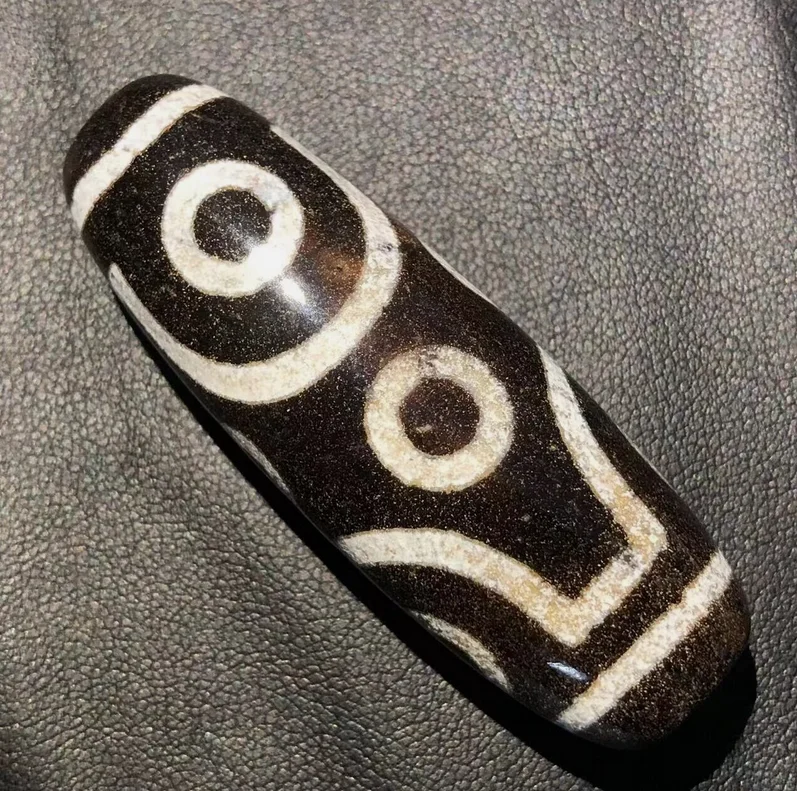 Magic Power Tibetan Old Agate lotus 8Eye Totem dZi Bead17.5*19.2*55.2mmN009