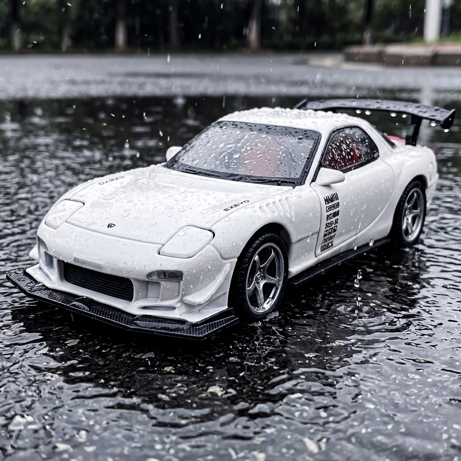

1:32 RX7 RX-7 FD3S Alloy Sports Car Model Diecasts Metal Racing Car Vehicles Model High Simulation Sound and Light Kids Gifts