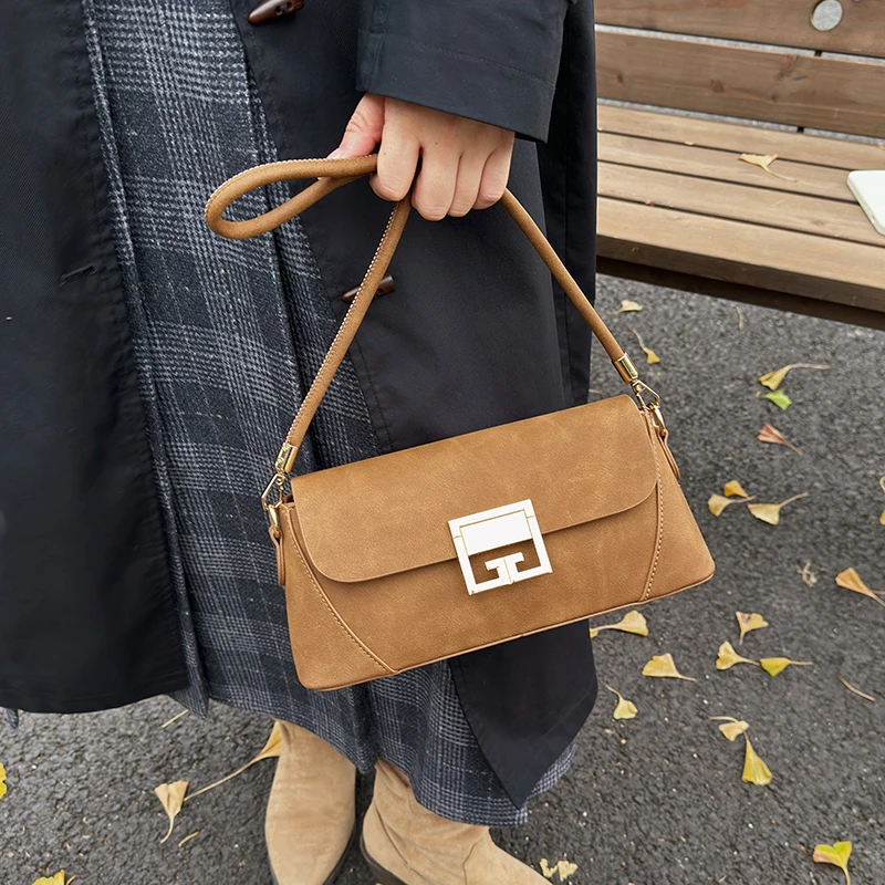 

Vintage Fashion Large Capacity Tote Bag For Women Elegant Minimalist Design With Solid Color And Luxury