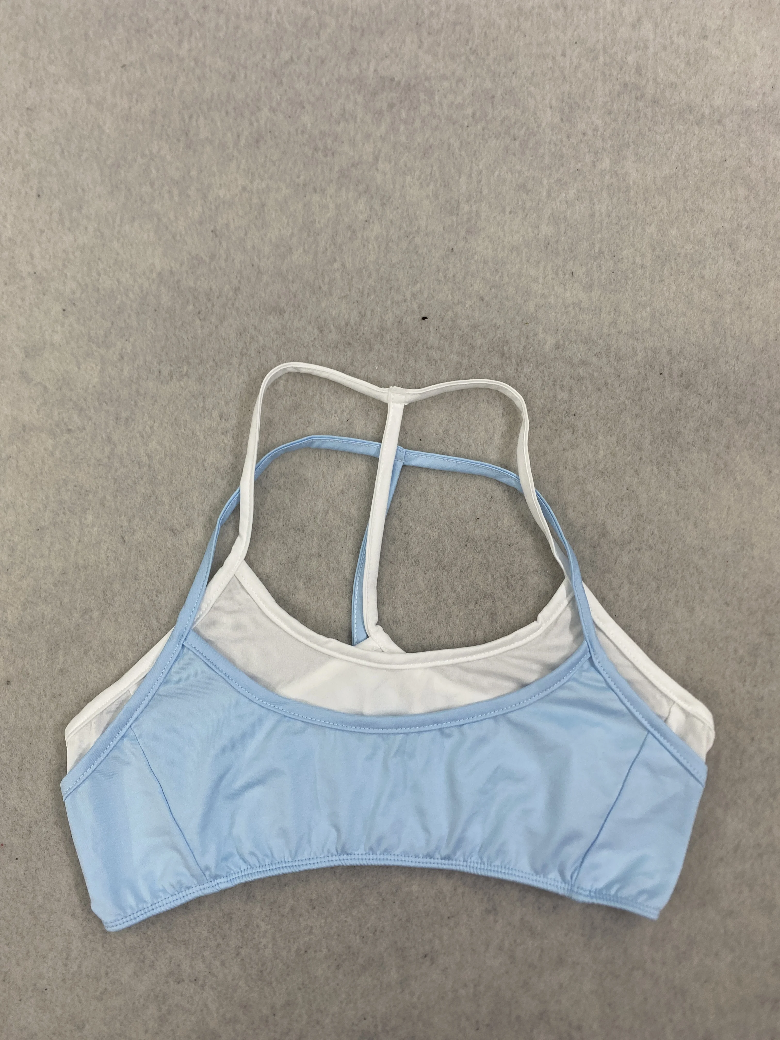 Damen 2-teiliges Workout-Set: Doppellagiges U-Ausschnitt Cami Crop Top & High-Waist Biker Shorts – Ideal für Gym, Yoga, Laufen & Alltag – Detail 7