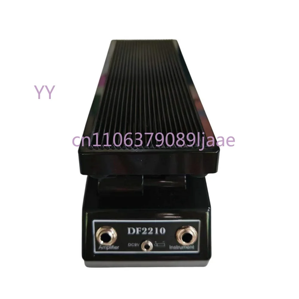

WAH-WAH pedal for electric guitar effectors, guitar WAH-WAH effector pedal, musical instrument accessory.