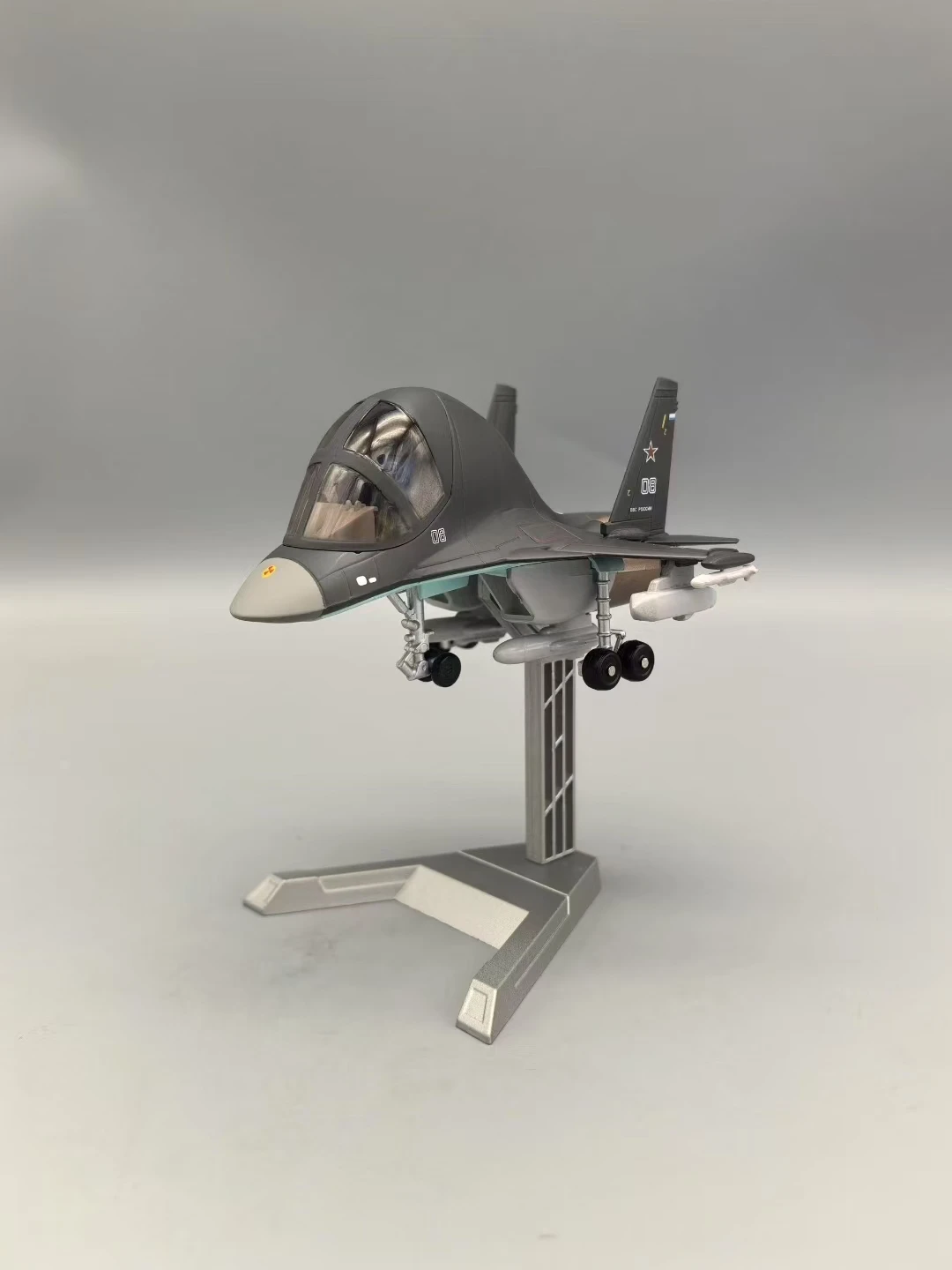 

Diecast Metal Model Plane Toy Q Version SU34 Airplane Model Aircraft Alloy Miniature for kids Collected Gift By Aviation