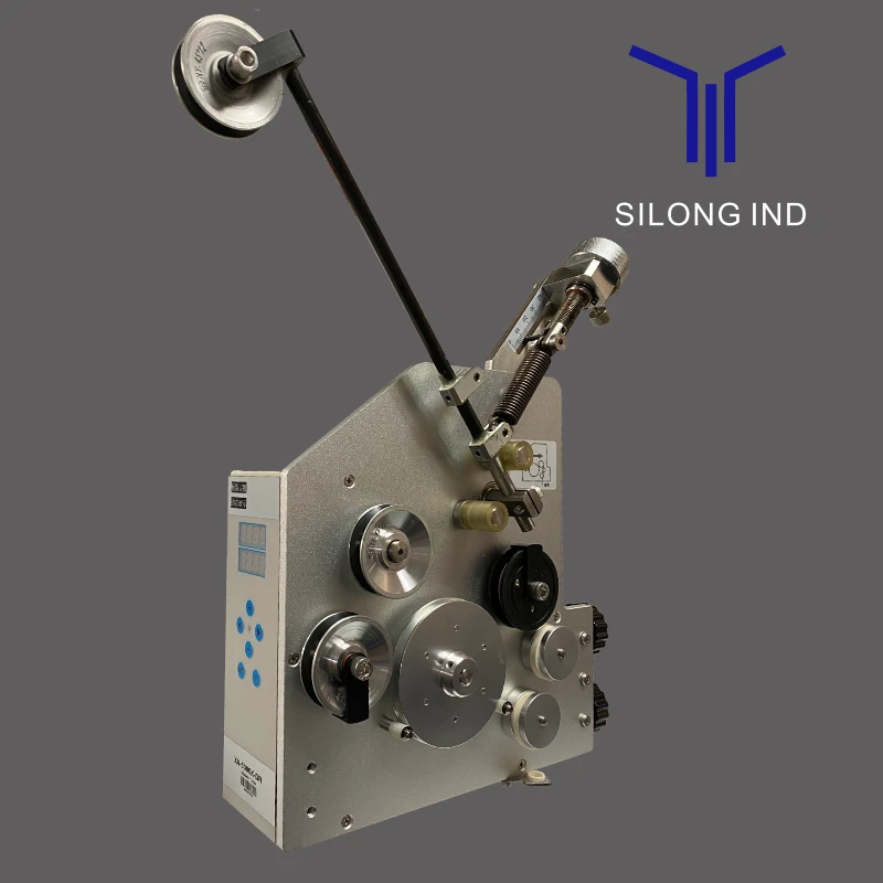 Winding machine tensioner, dynamic display of tension value, PID closed-loop intelligent control of electromagnetic tensioner