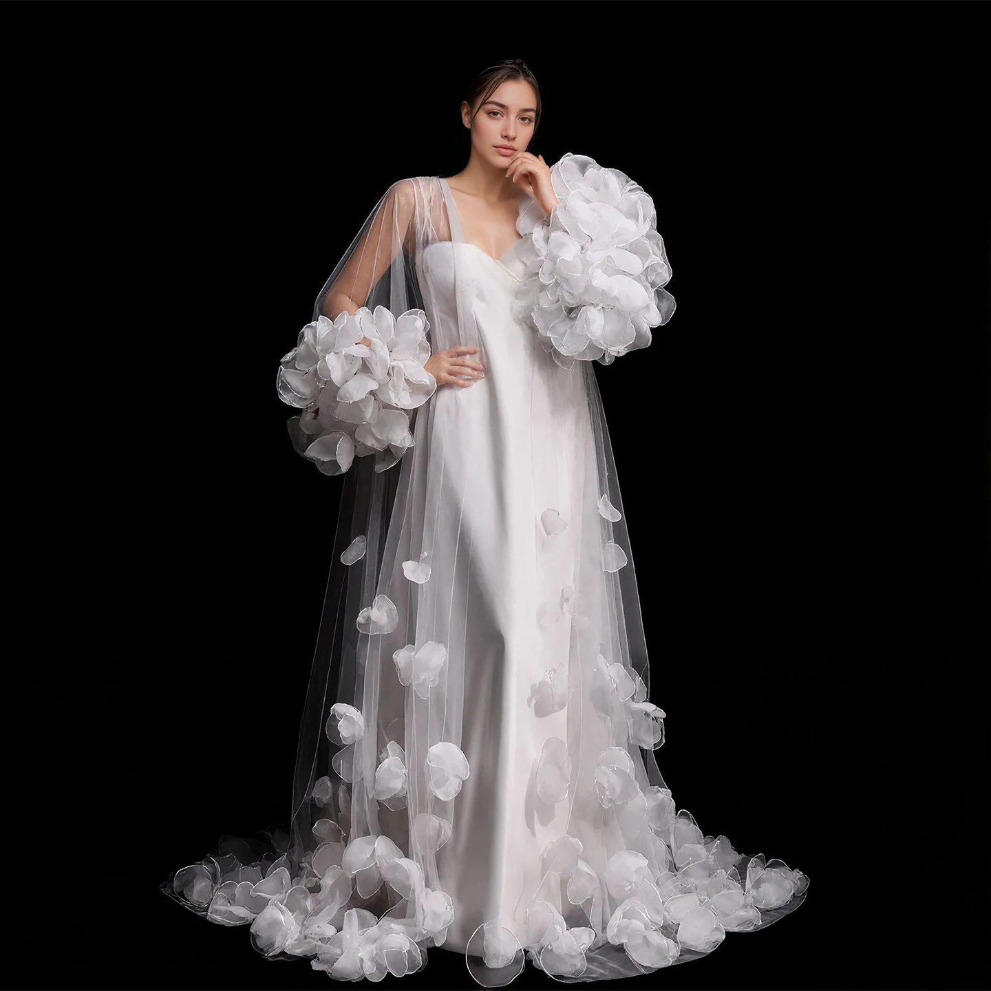 

Long Tulle Wedding Cape With 3D Flowers Romantic Bridal Shawl Elegant Evening Party Runway Jacket Bridal Accessories TSWD863