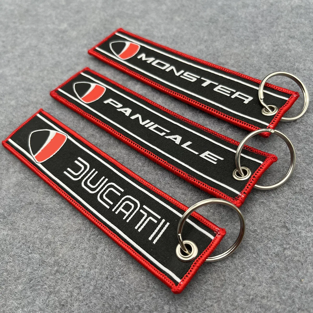 Motorcycle Vintage Keychain Keyrings For DUCATI PANIGALE V4 1199 MONSTER STREET FIGHTER  Key Ring Chain Holder Gifts