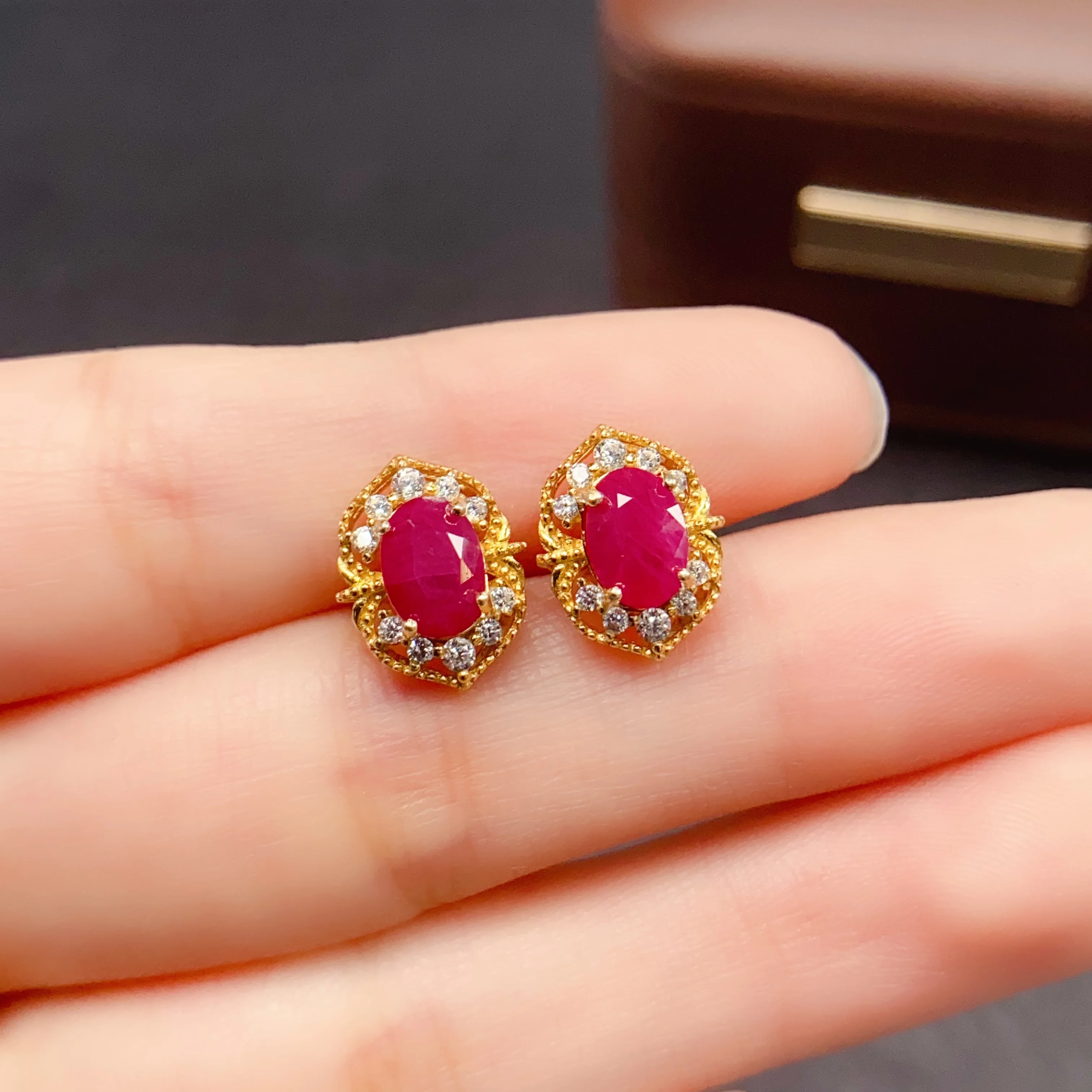 

5*7mm Natural Ruby Earrings S925 Sterling Silver Certificate Luxury Design Fine Fashion Charm Weddings Jewelry for Women FS