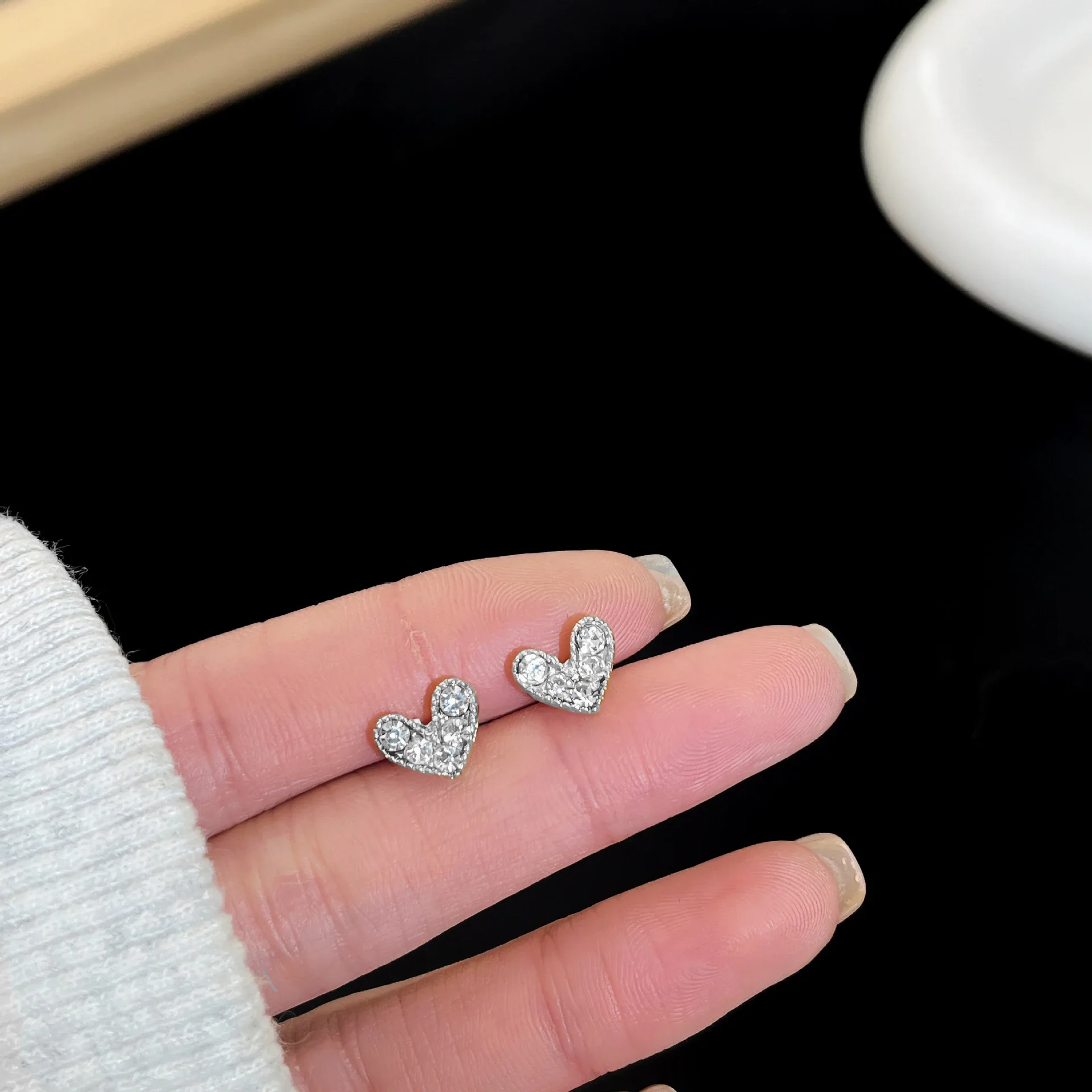 Mini Full Crystal Heart Rhinestone Stud Earring for Women Temperament Korean Design Cute Wedding  Jewelry Girl Gift