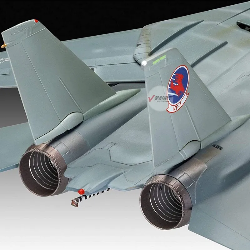 Kit modello in scala aeronautica Revell 03865 1/48 Maverick's F-14A Tomcat Top Gun