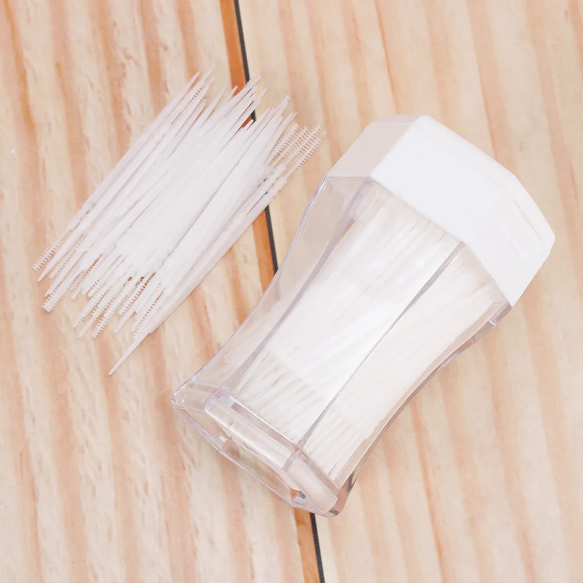 200Pcs Interdental Brushes for Teeth Cleaning Gentle Care Plaque Removal Between Teeth Portable Transparent Bottle Packaging