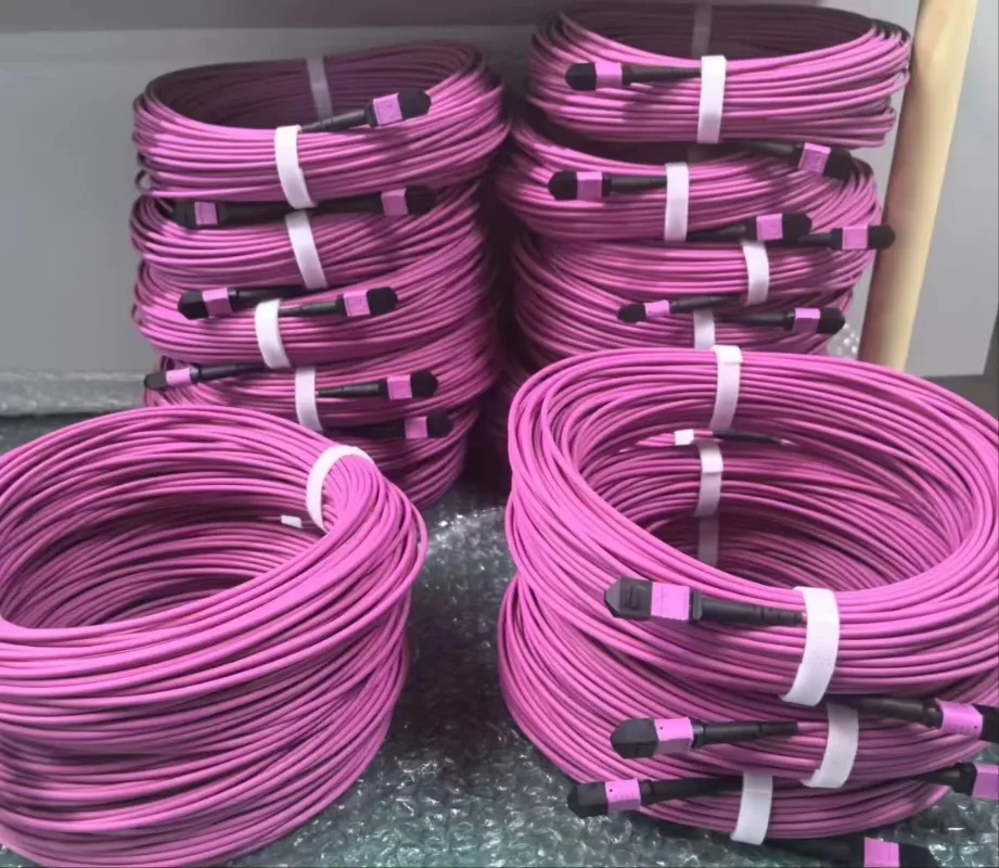 12 Core OM4 Multi Mode MPO MTP Jumper Cable 1m 2m 10m 20m 30m Custom Length Commercial
