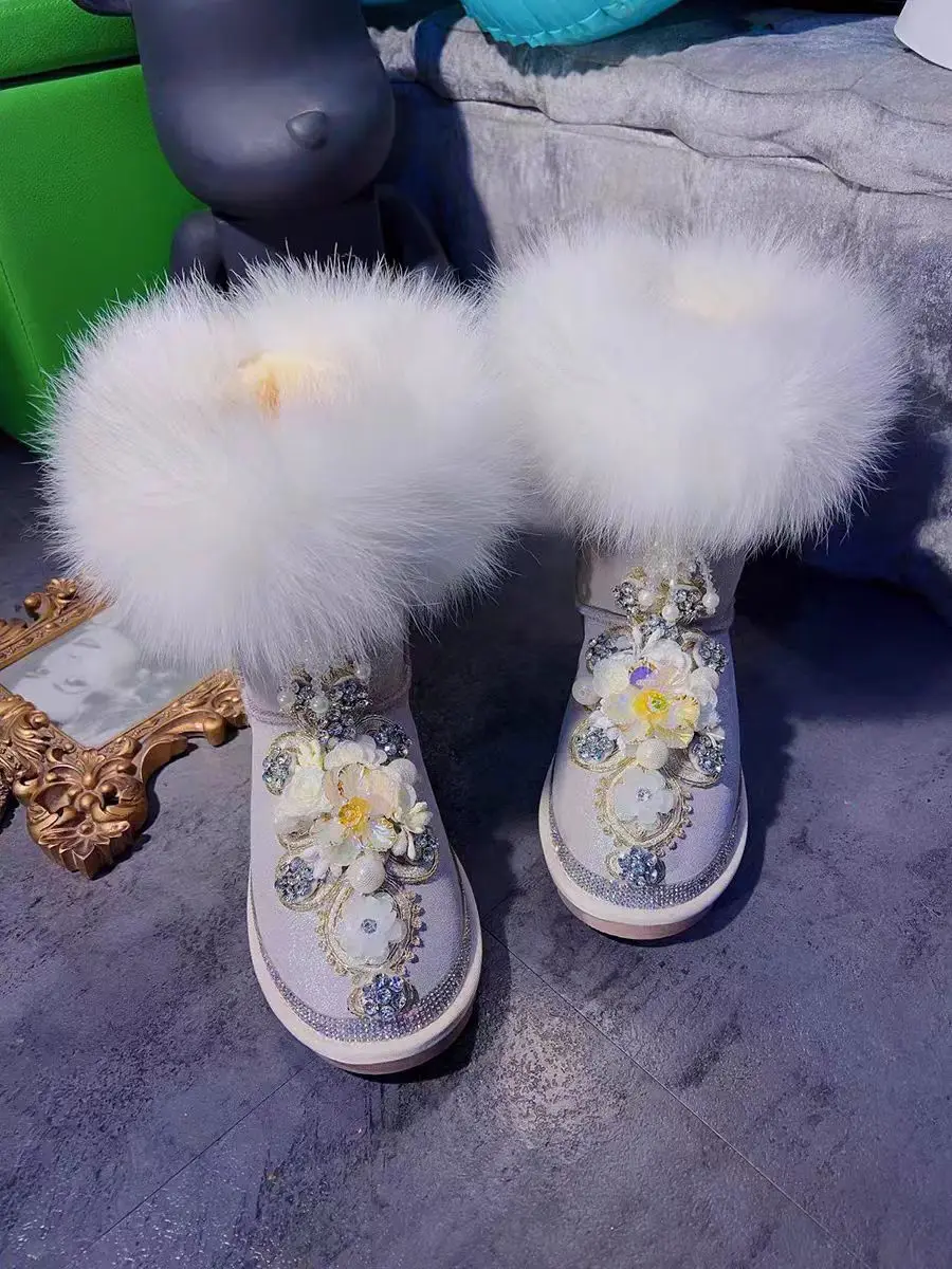 

Luxury Pearl rhinestone Sequin Flower Beaded Snow Boots Large size fur one thick women's cotton shoes 35-40
