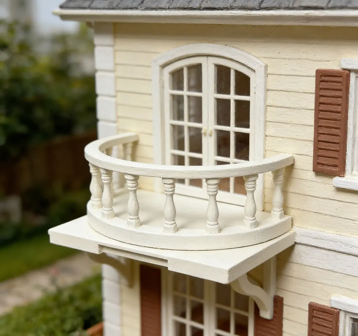 

Dollhouse Curved Balcony Railing, European Style Miniature Wall Shelf, DIY Accessory for Diorama Scene Decor