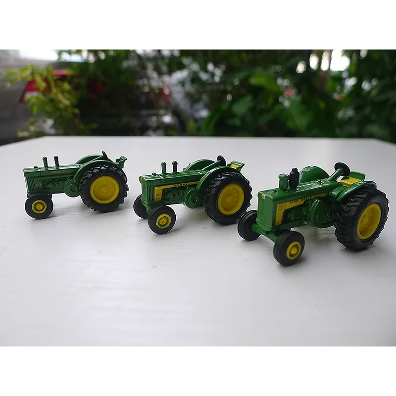 

Diecast ERTL 1:64 Scale 80 820 830 Set Deere Historical Tractor Alloy Car Model Collectible Toy Gift Souvenir Display Ornament