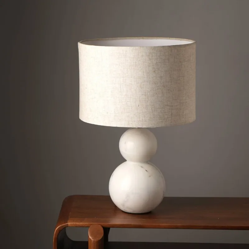 Peça de destaque Ambiente construído, resistente, longo, moderno, estilo perfeito, uso Jack, candeeiro de mesa moderno em mármore branco – elegante e styl