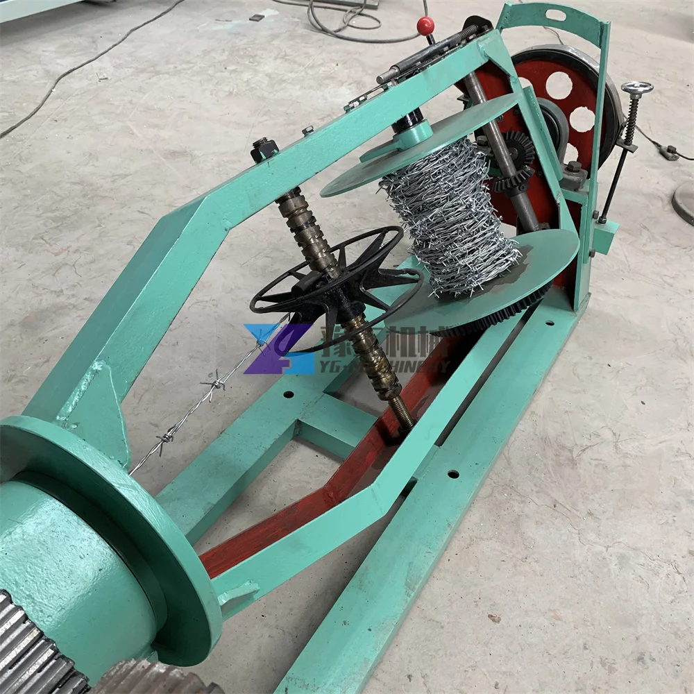 China Manufacturer High Capacity Kenya Cs-a Cs-b Cs-c Automatic Reverse Twisted Galvanized Barbed Wire Mesh Making Machine