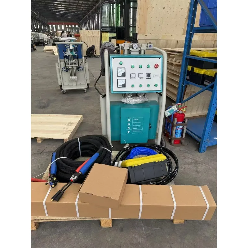 Insulation Waterproofing Machine With Power Spray Gun PU Polyurethane Foam Core Components Pump Motor polyurethane machine