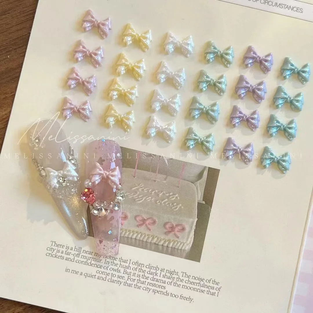 100 Stück 3D-Harz-Nagelkunst-Charms, flach, gemischte Farben, Schmetterling, Nagelkunst-Zubehör für Frauen und Mädchen, Nagelkunst-Zubehör – Detail 1
