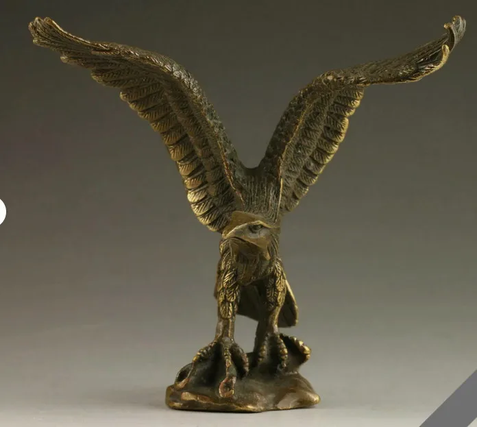 Superb Chinese Collectable Handmade Old Carving Vivid Bronze Statue Eagle