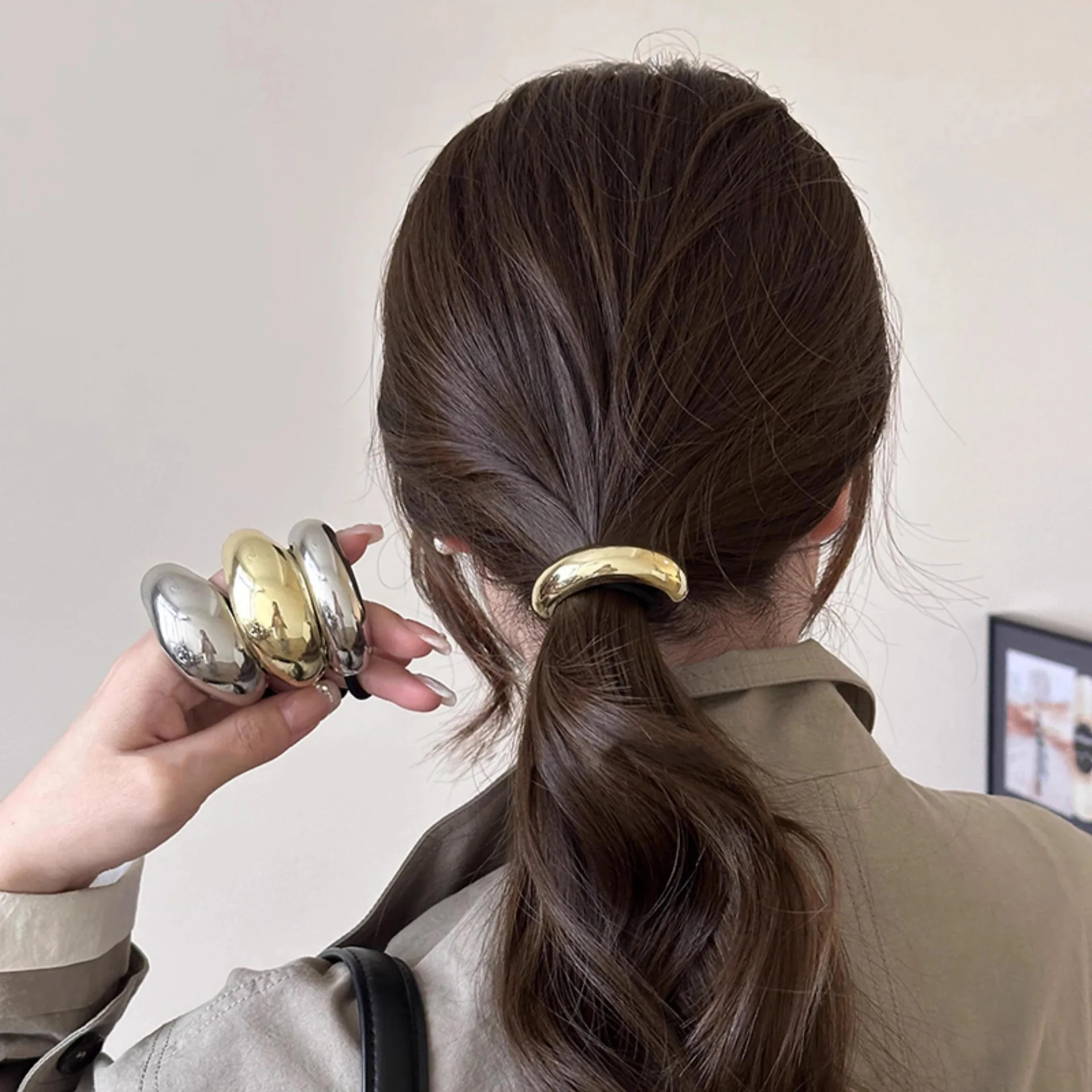 

2024 Design Geometric Glossy Gold Silver Color Metal Eggshell Hairgrips Barrettes for Women Girls Party Hairwear