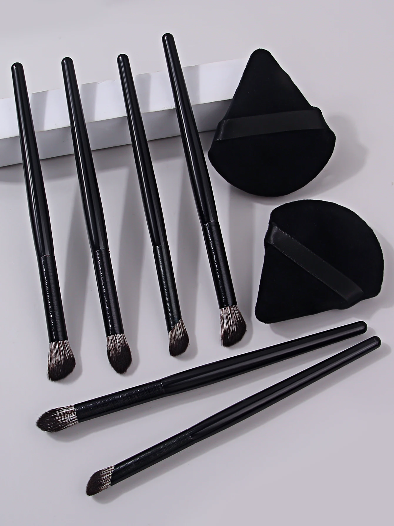 8 قطع من فرشاة اللهب، فرشاة التلطخ، فرشاة تفتيح، فرشاة مكياج الوجه متعددة الوظائف + أداة تجميل منتفخة البودرة المثلثة #5