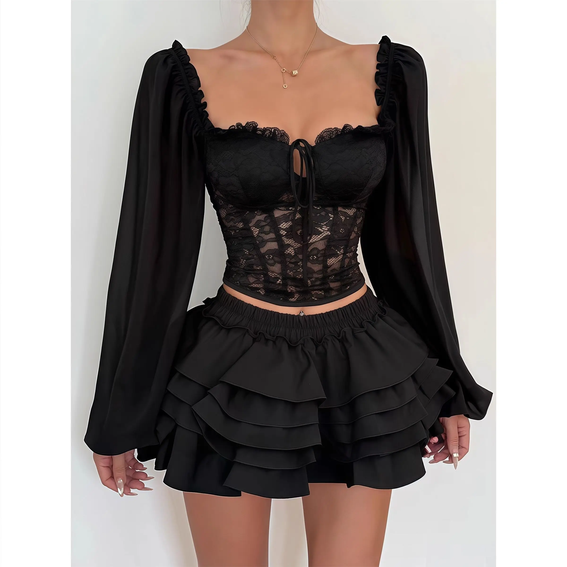 202 Nowa, ekskluzywna bluzka damska z koronkowymi wstawkami i bufiastymi rękawami na jesień