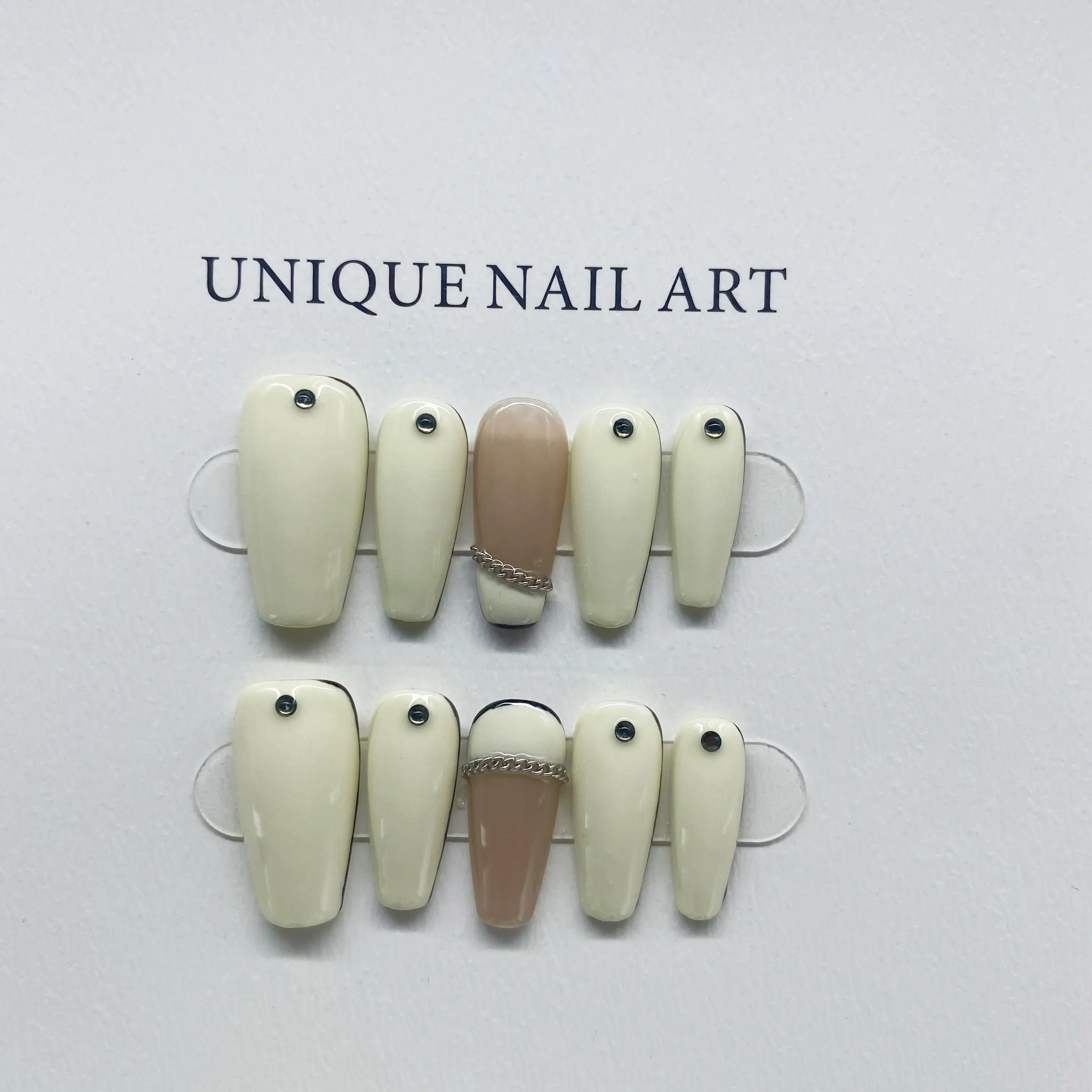 Poignées jaune clair de style luxe léger, amovibles, réutilisables, de haute qualité, élégantes, blanches, faites à la main, presse sur N64.