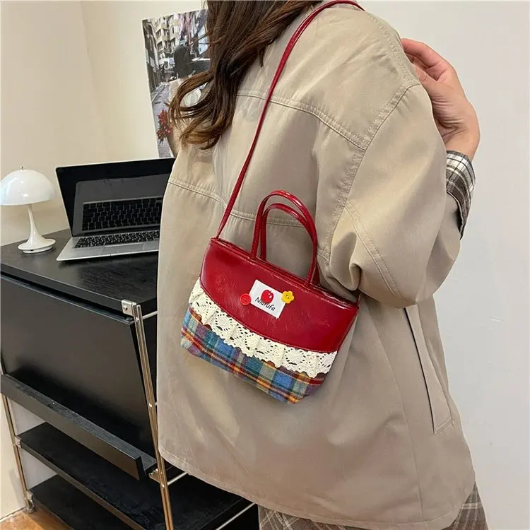 

Осенняя новинка 2606, простая модная универсальная тенденция, нишевый дизайн, ретро легкая роскошная высококачественная сумка на плечо в иностранном стиле