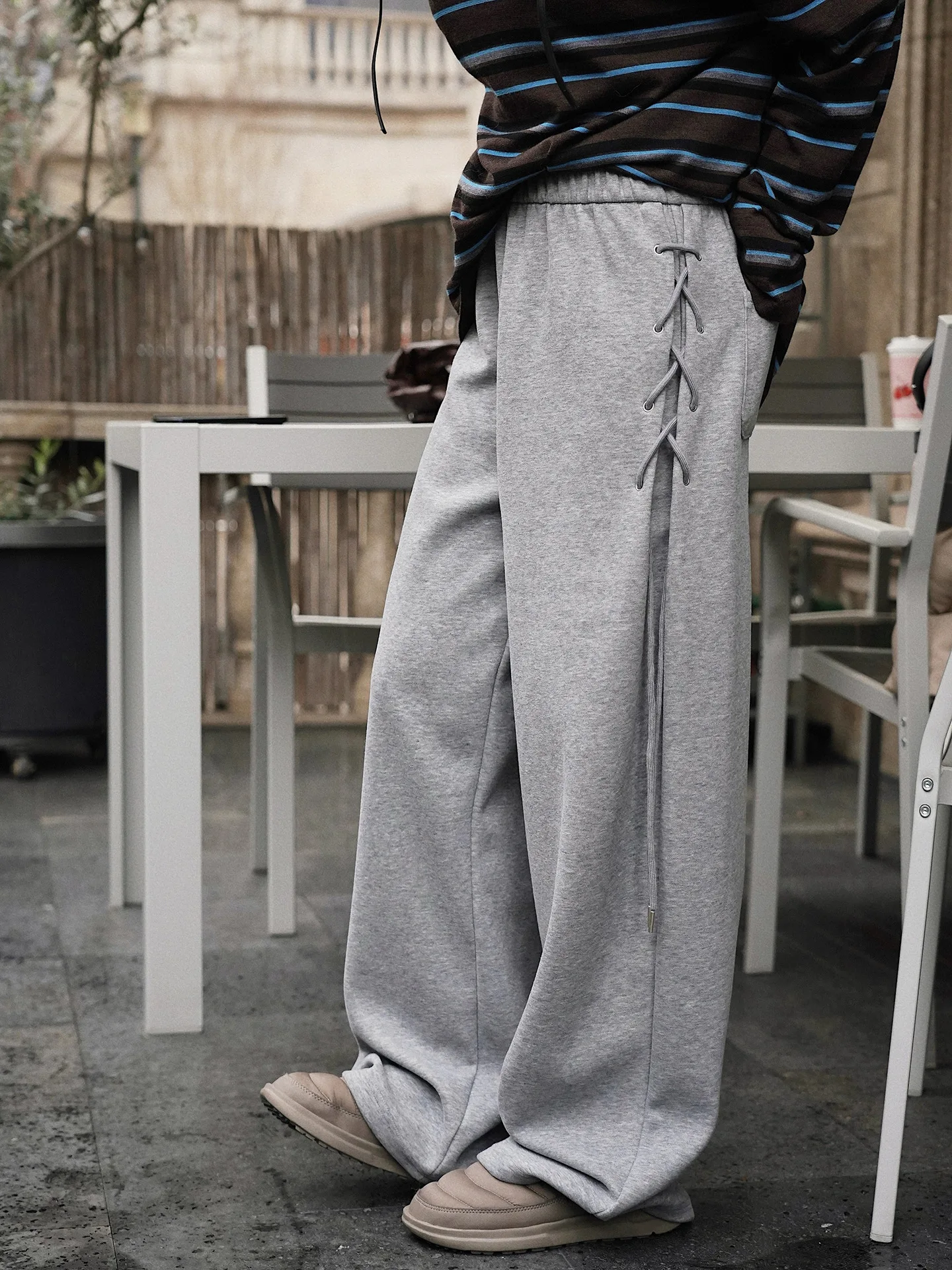 Pantaloni casual da donna a vita alta elasticizzata con laccetti laterali, dal design primaverile, a gamba larga e vestibilità ampia