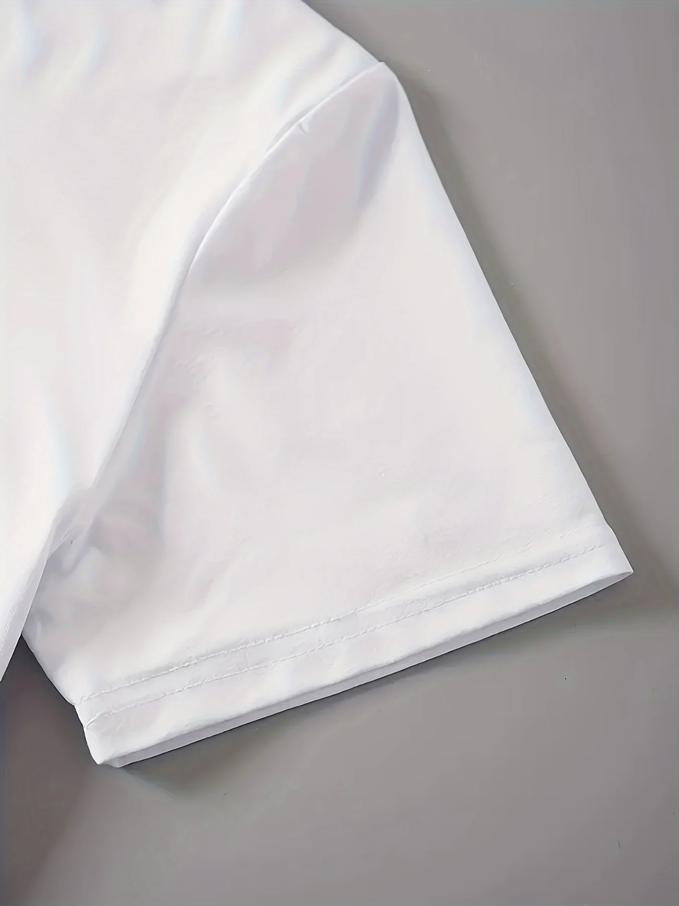 Vibrant Dog Print Crew Neck T-Shirt  Short Sleeve Casual Style for Summer Womens Fun Animal Patterned Clothing for Spring Summer