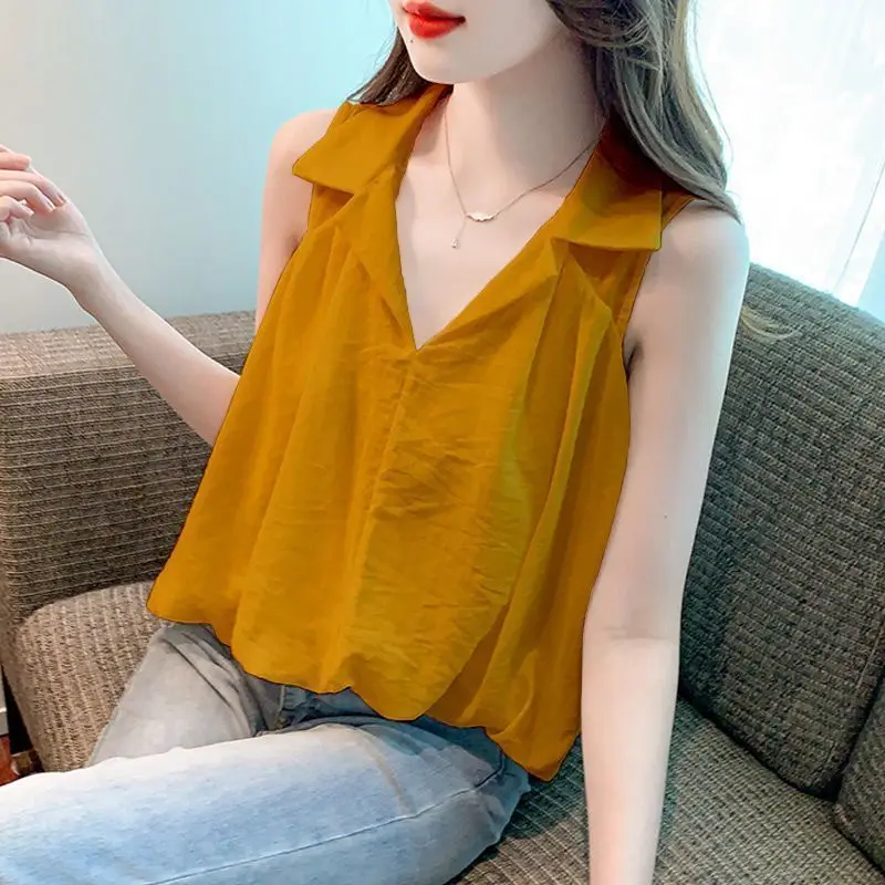 

Fashion Lapel Sleeveless Solid Color Korean Blouses Female Clothing 2025 Summer New Loose All-match Pullovers Tops Sweet Shirts