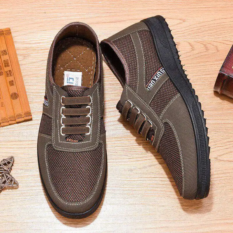 

Beijing Men's Slip-On Shoes Spring Autumn Lightweight Breathable Large Size Casual Dad Shoes round Toe Water Velvet Shoes
