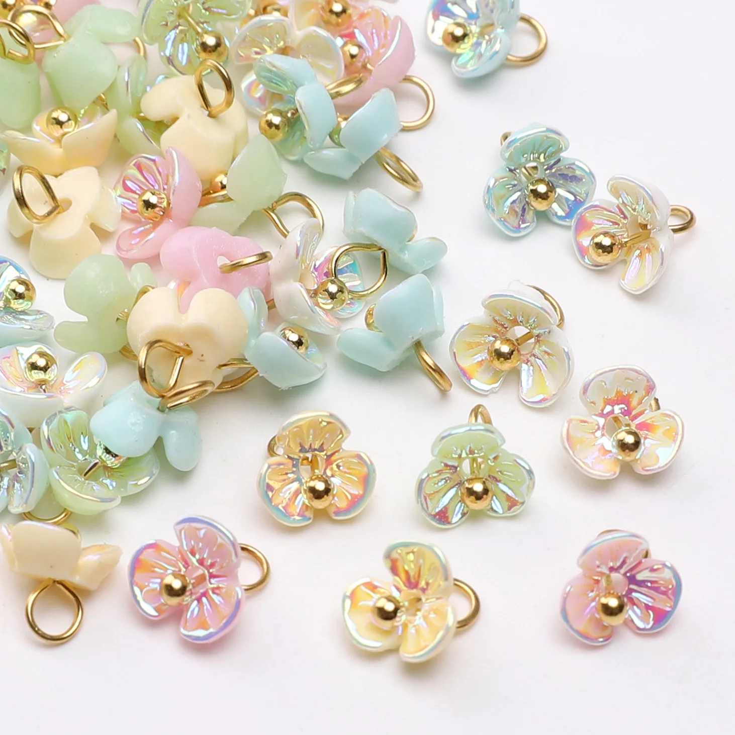 

5pcs Resins Beads Charm Flower Pendant Loose Spacer Beads for Jewelry Making DIY Clothing Accessories Bracelet Necklace