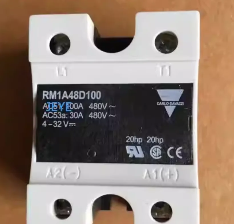 

Новый оригинальный выключатель CARLO RM1E23AA50