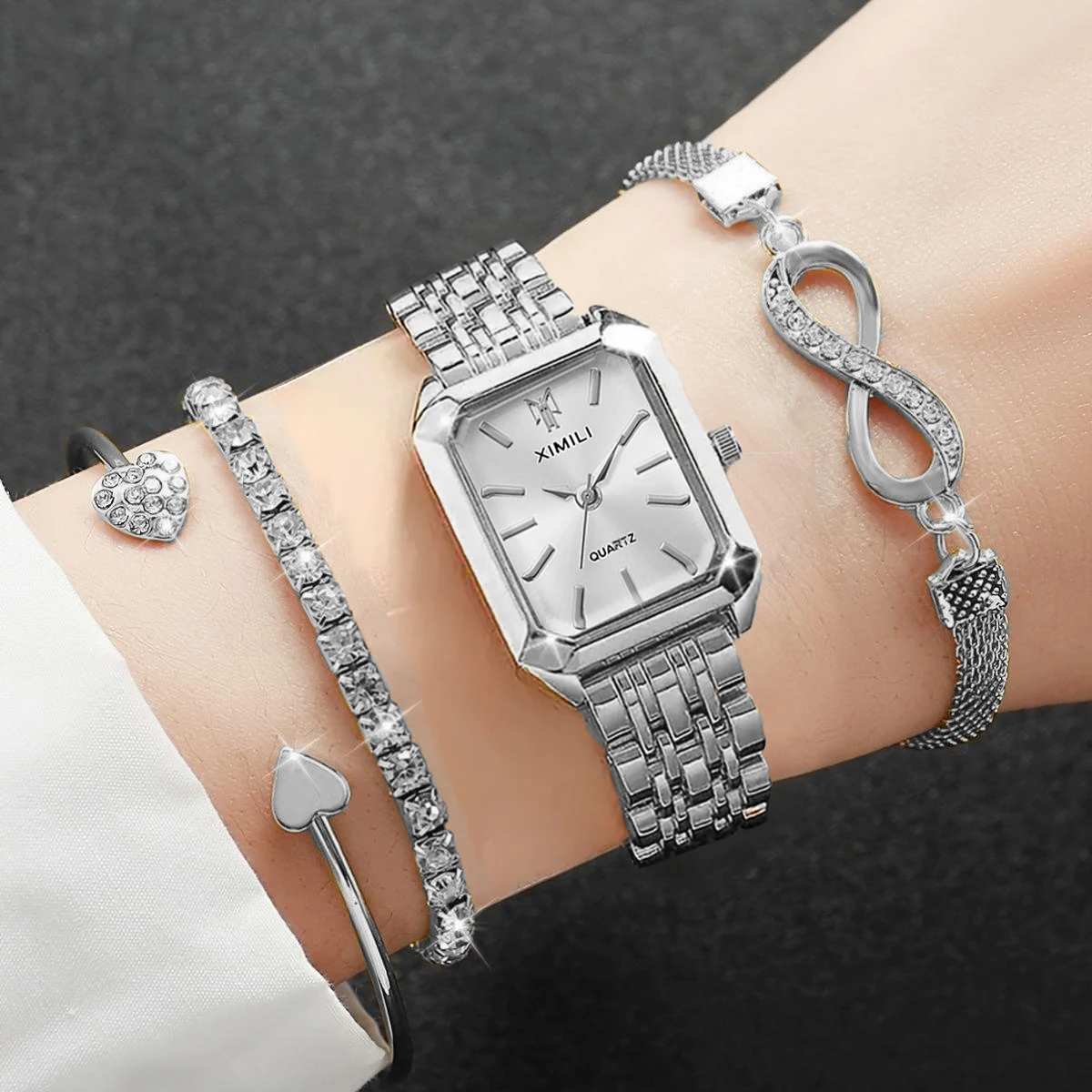 4 قطع أطقم ساعات نسائية مجانية 3 قطع أساور للسيدات ساعات كوارتز مربعة من الفولاذ المقاوم للصدأ باللون الذهبي #2